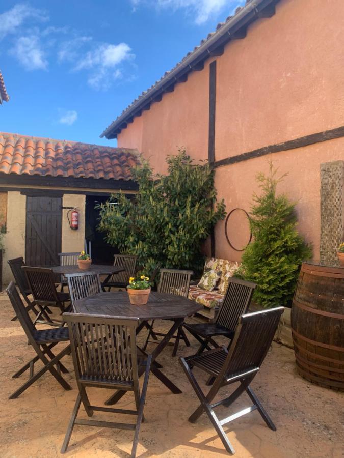 Casa Rural Dos Reales San Cristobal de Boedo エクステリア 写真