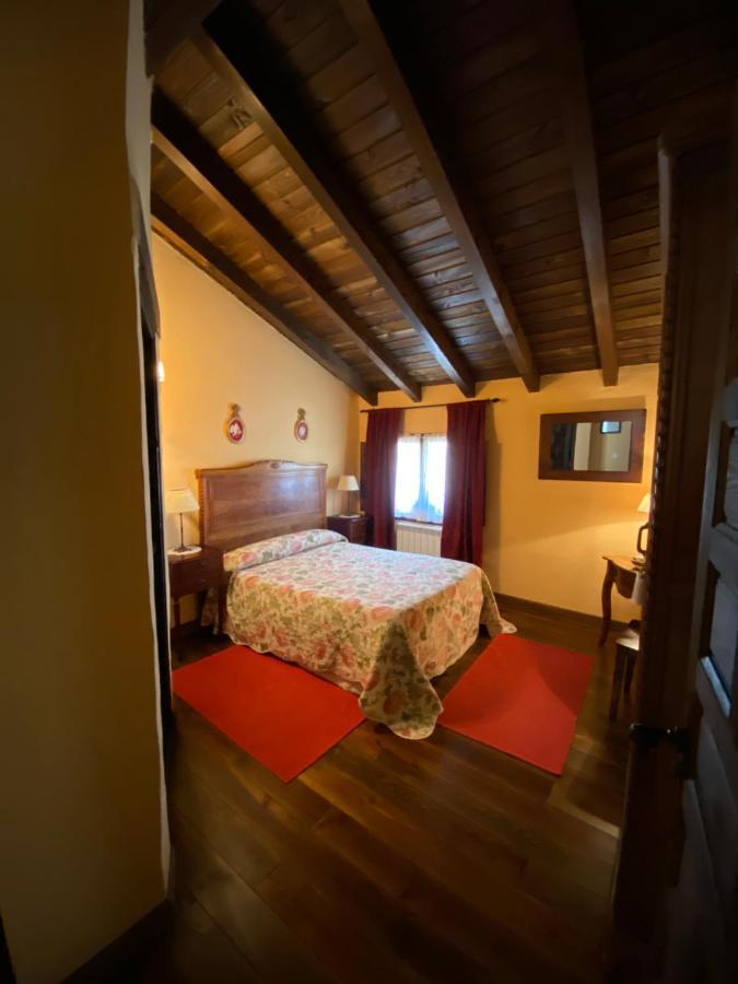 Casa Rural Dos Reales San Cristobal de Boedo エクステリア 写真