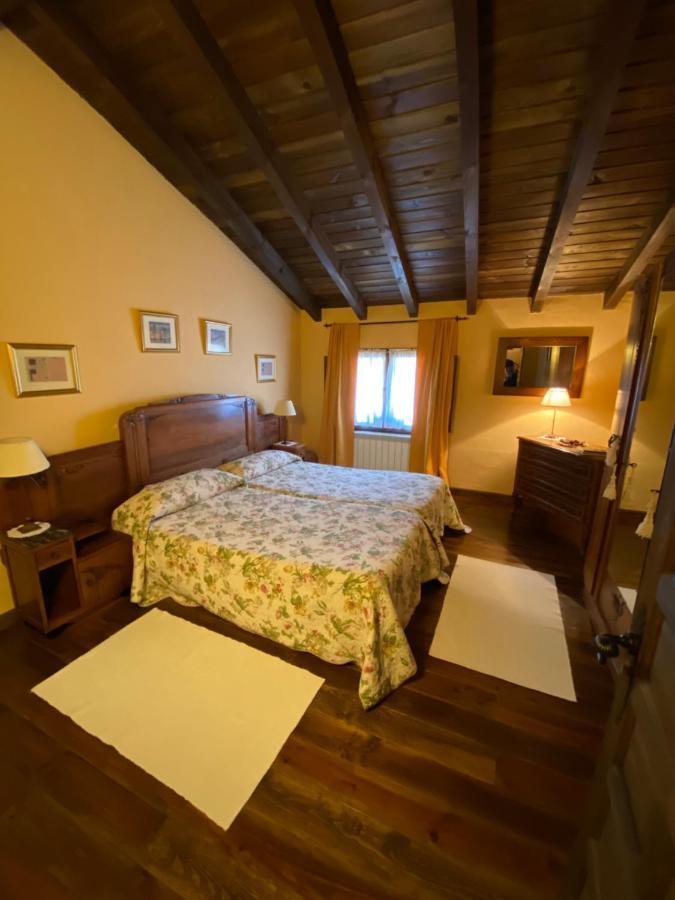Casa Rural Dos Reales San Cristobal de Boedo エクステリア 写真