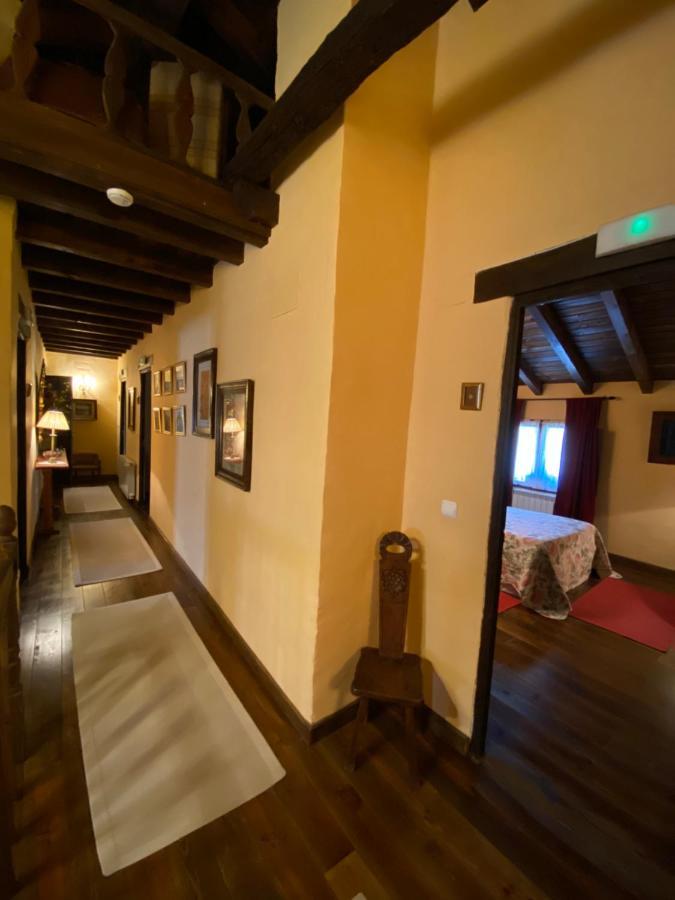 Casa Rural Dos Reales San Cristobal de Boedo エクステリア 写真