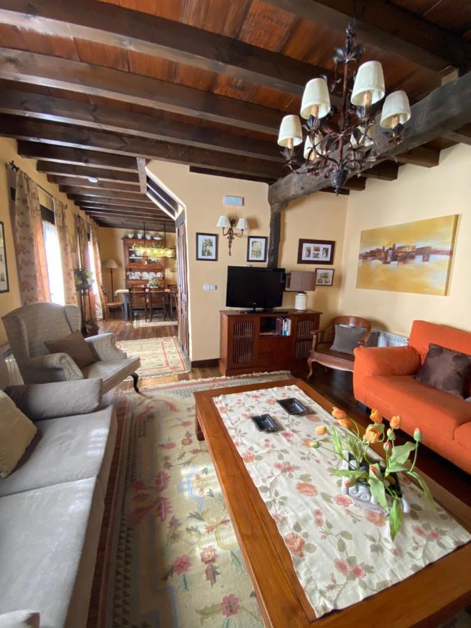Casa Rural Dos Reales San Cristobal de Boedo エクステリア 写真