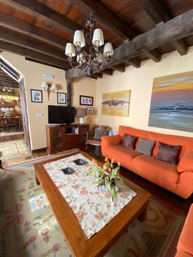 Casa Rural Dos Reales San Cristobal de Boedo エクステリア 写真